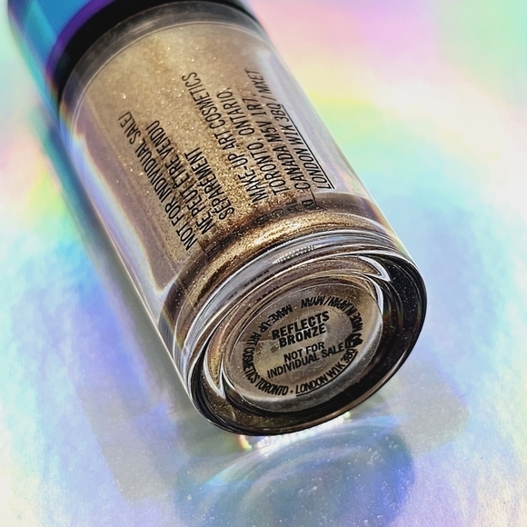 MAC Cosmetics Reflects Bronze Glitter - Picture 6 of 7
